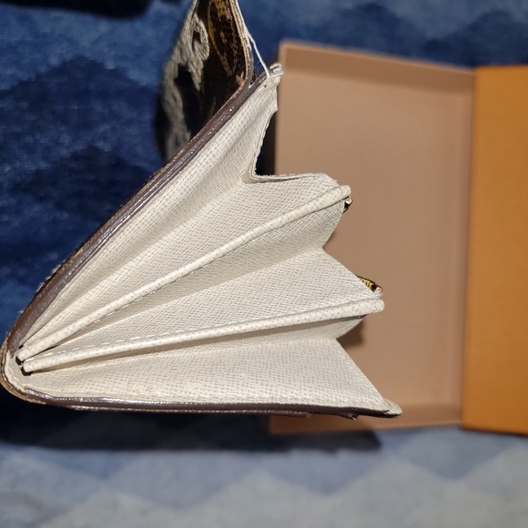 Louis Vuitton Sarah Limited Edition Monogram Dentelle Brown Wallet with box - Picture 9 of 15